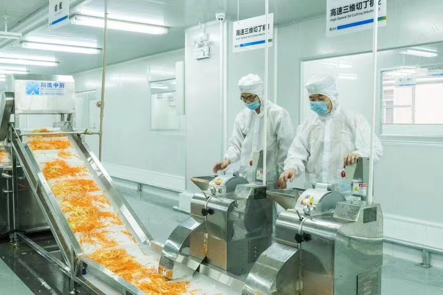 告别“毛票数到睡着”的日子——从中央厨房模式看“国民小吃”谋变 告别“毛票数到睡着”的日子——从中央厨房模式看“国民小吃”谋变